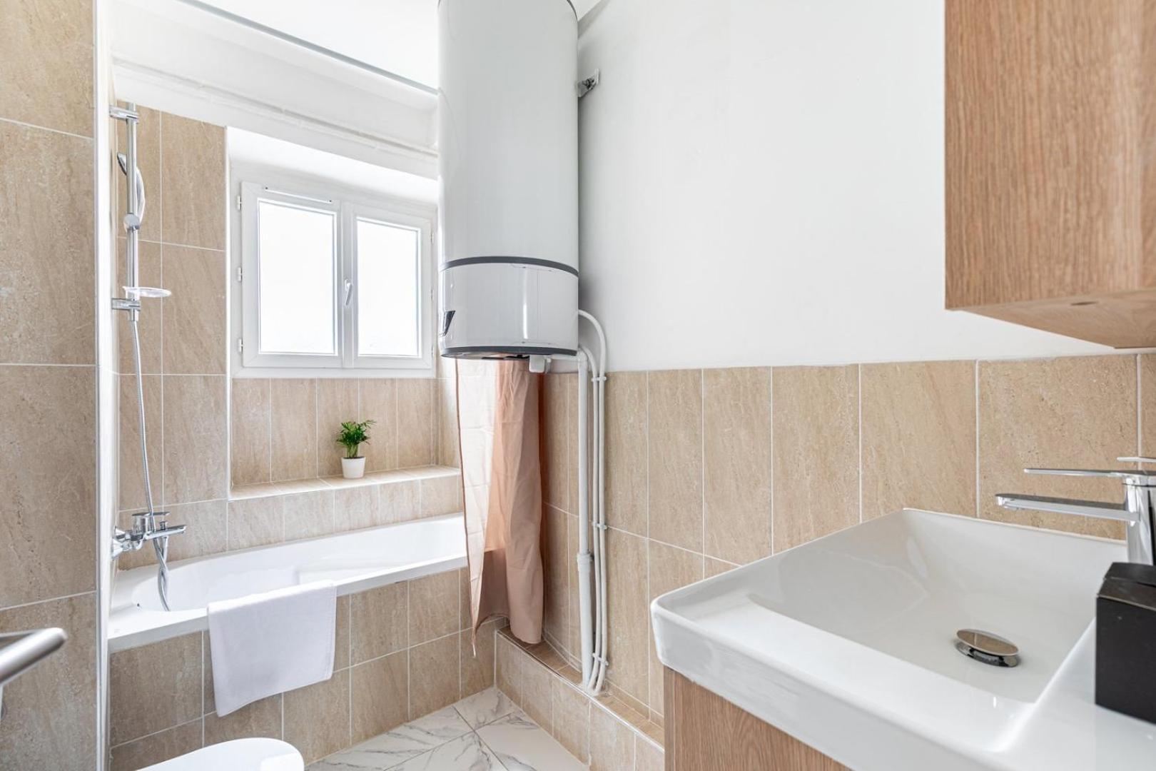 Appartement Guestready - Comfortable Nest In La Chapelle Parijs